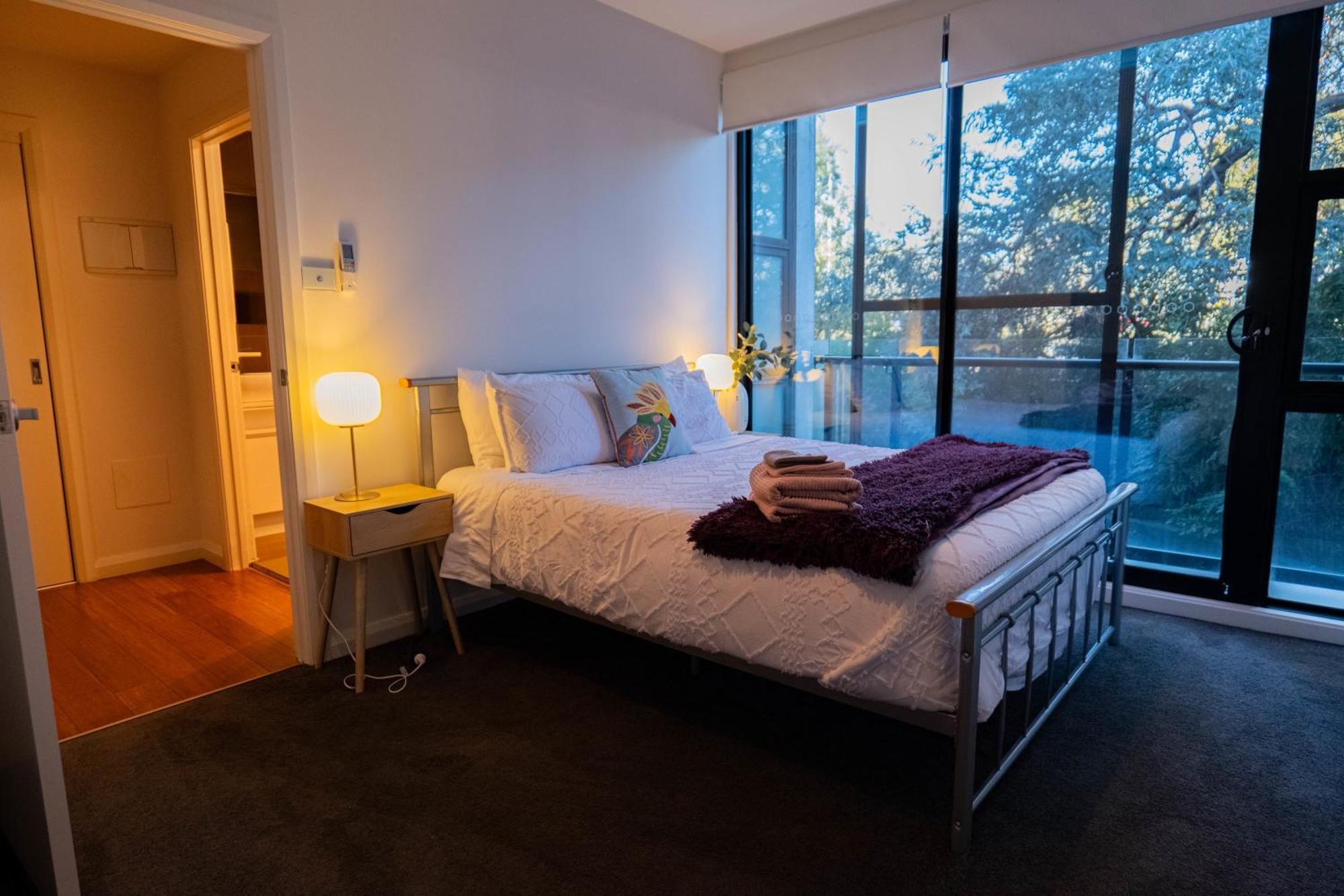 Large Executive 3 Bedroom Yarralumla 外观 照片
